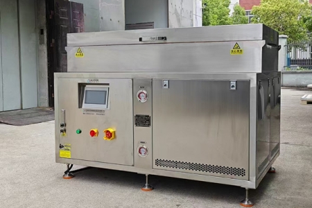 皇冠hg1088-152℃超低温淬火冷冻箱，极致低温技术开启工业冷冻新时代