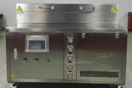 低温冷冻机用什么冷媒好？氨是常见选择！